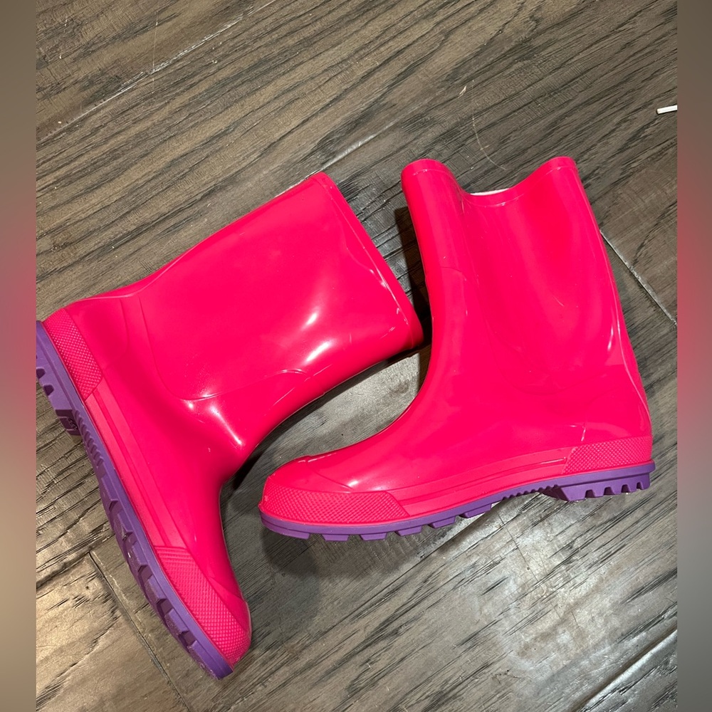 Girls’ Hot Pink Rain Boots